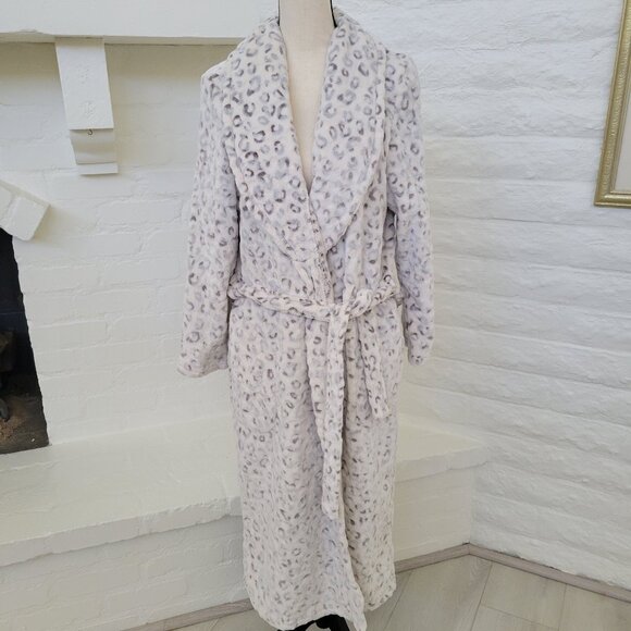 Noire Other - Noire Jasmine Rose Womens Bathrobe Medium White Gray Cheetah Leopard Long Sleeve